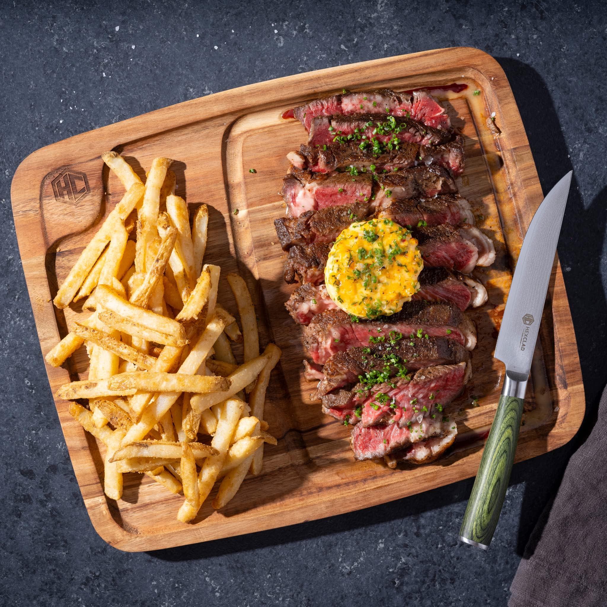 11-hexclad-4-piece-bistecca-wooden-steak-plate-set-with-juice-channel-for-meats-stackable-design-with-straight-edges-and-completely-flat-base-easy-to-clean-lightweight-and-durable-1.jpg