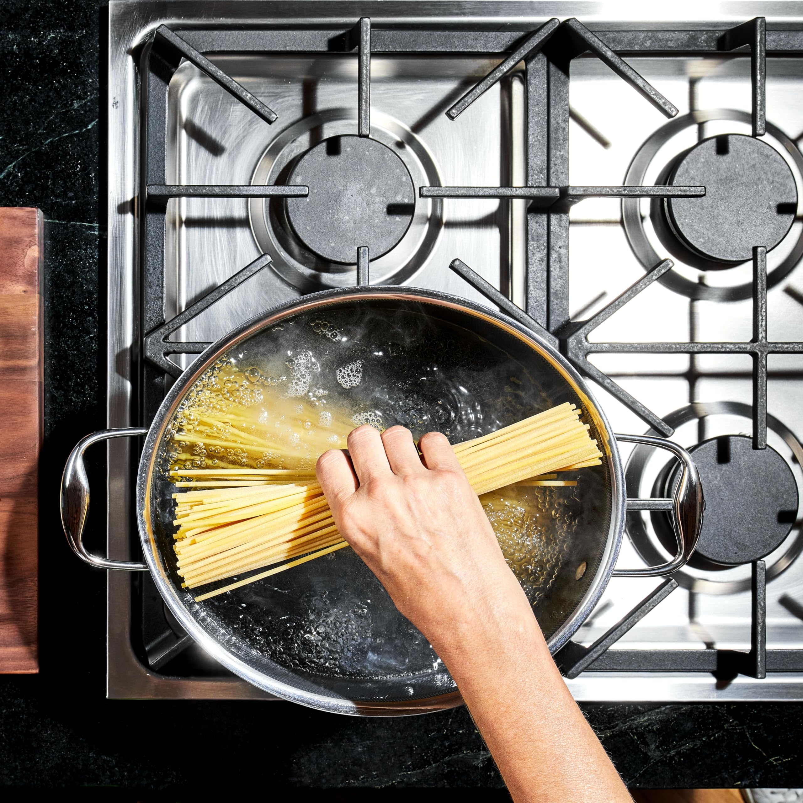 176-hexclad-hybrid-nonstick-6-5-quart-oval-dutch-oven-with-stainless-steel-lid-stay-cool-handles-dishwasher-friendly-oven-safe-up-to-900-f-induction-ready-compatible-with-all-cooktops-1.jpg